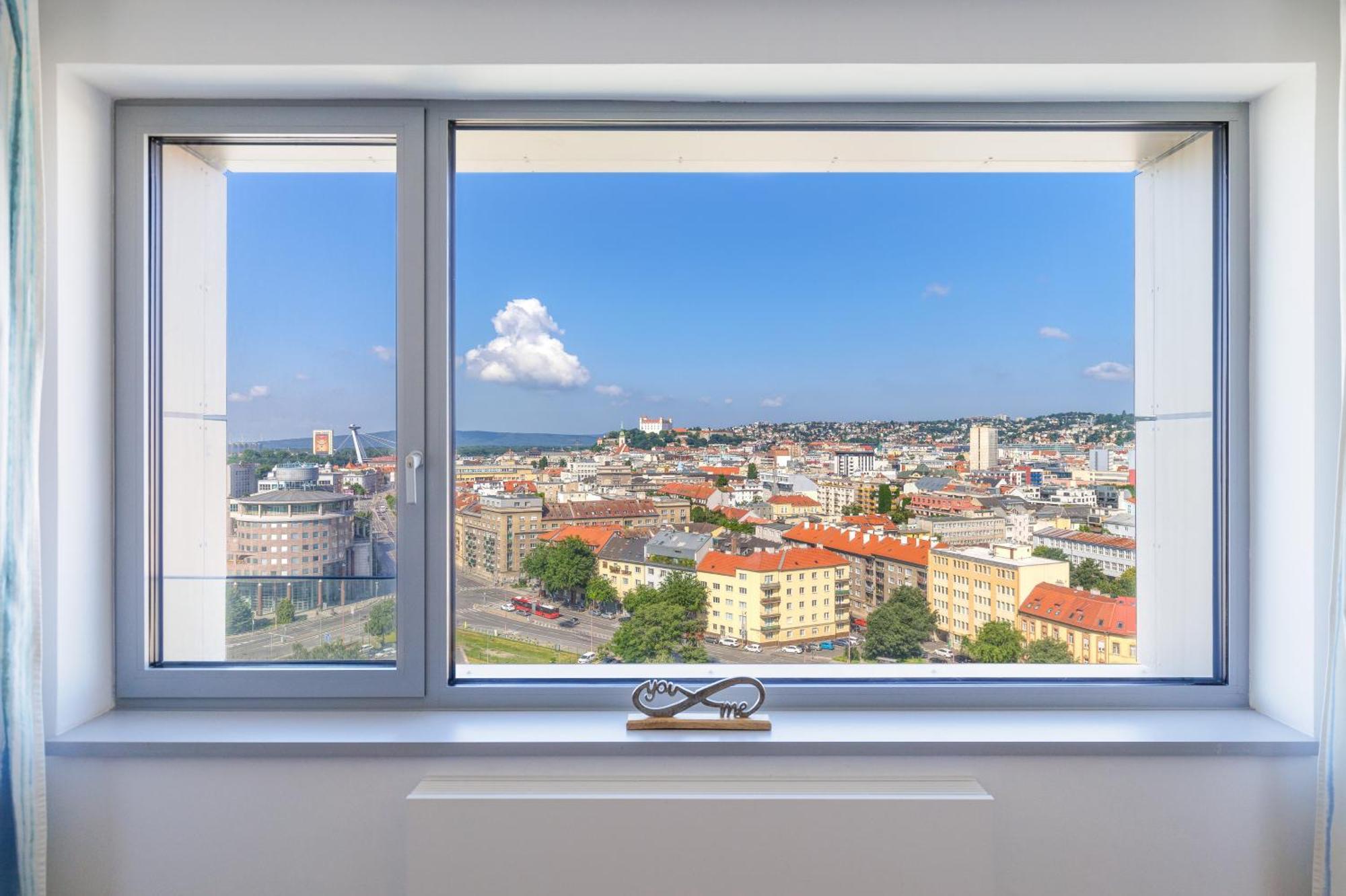 Sky Park 1 - Luxurious #Instaworthy Apartment In Downtown City Center With Included Parking, Best Address In Town 布拉迪斯拉发 外观 照片